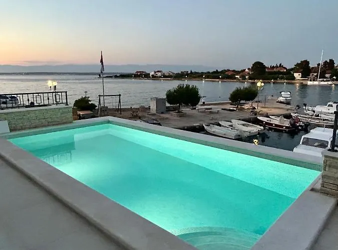 Runcika Luxury アパート *