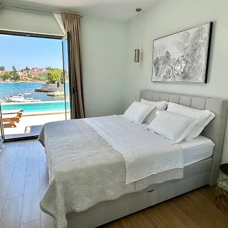 Runcika Luxury Apartman Lukoran