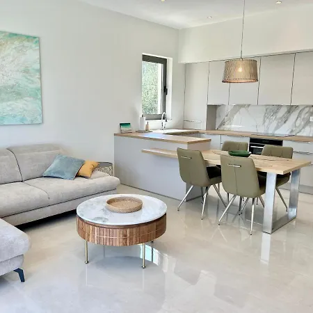 Runcika Luxury * Lukoran