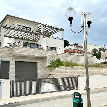 Runcika Luxury Apartman *